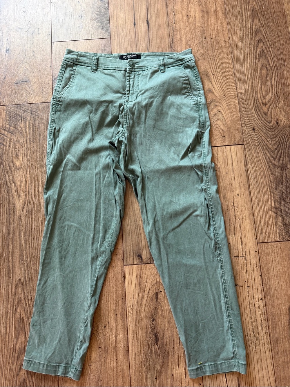 Liverpool Los Angeles Green Utility Ankle Pants Olive Sage Size 10 / 30 EUC